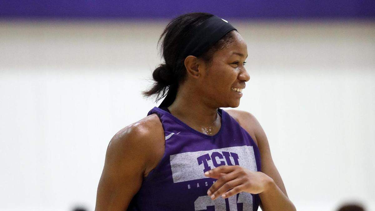 TCU’s Lauren Heard was named the Big 12’s women’s basketball player of the week on Monday.
