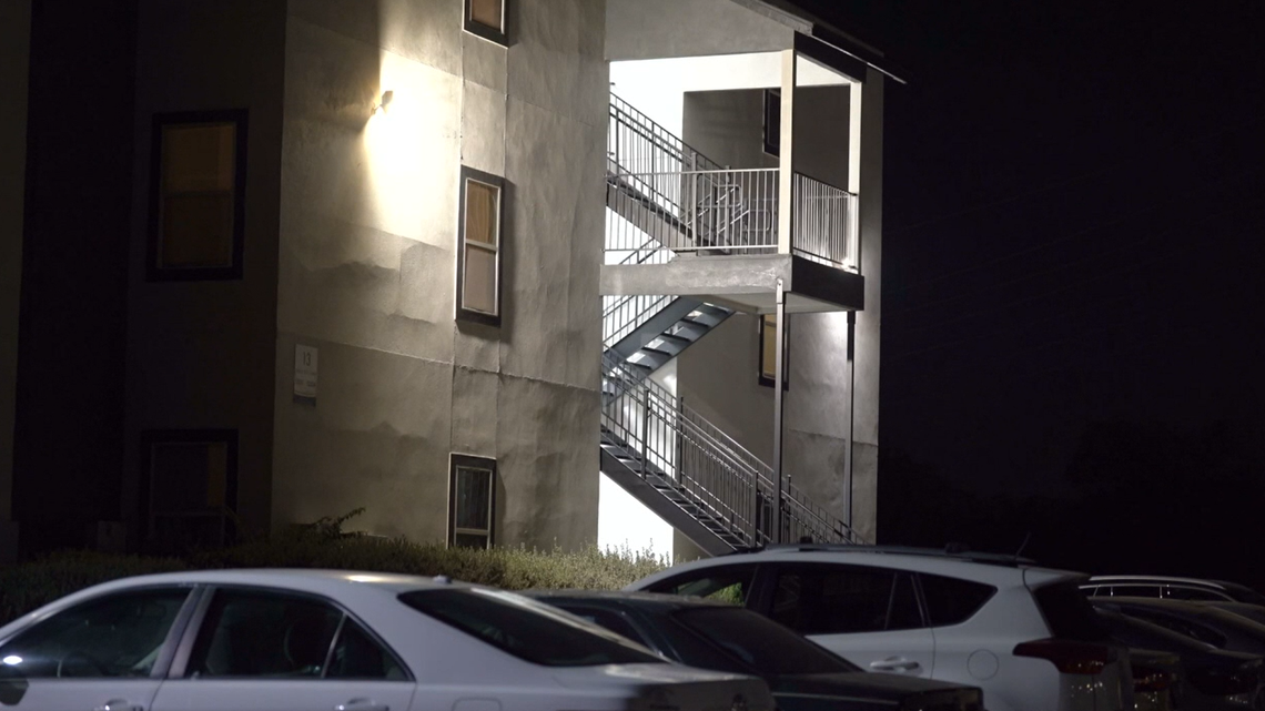 A teenager spotted a man peeking through her window at a San Antonio apartment building, according to Texas authorities.