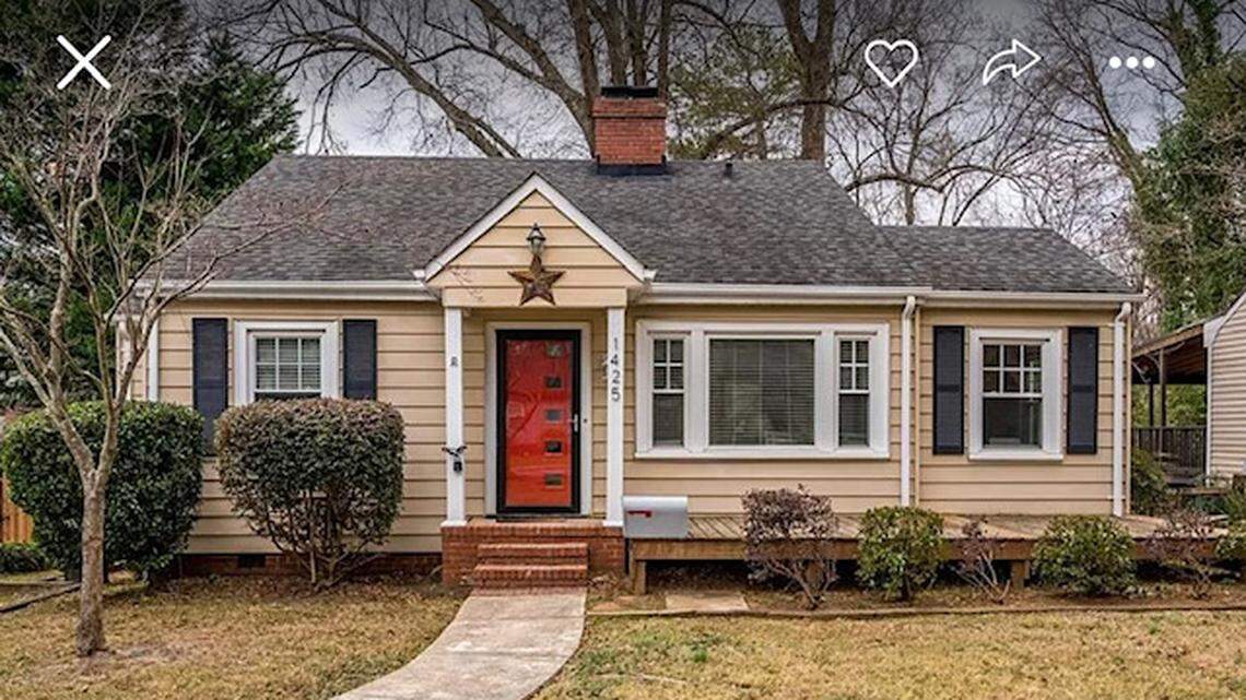 A house for sale in Charlotte, North Carolina, has Zillow Gone Wild puzzled thanks its blue and yellow interior.