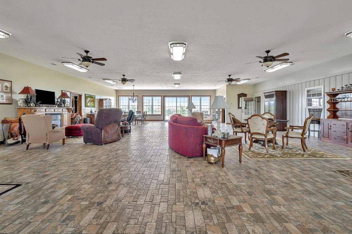 Interior/family room