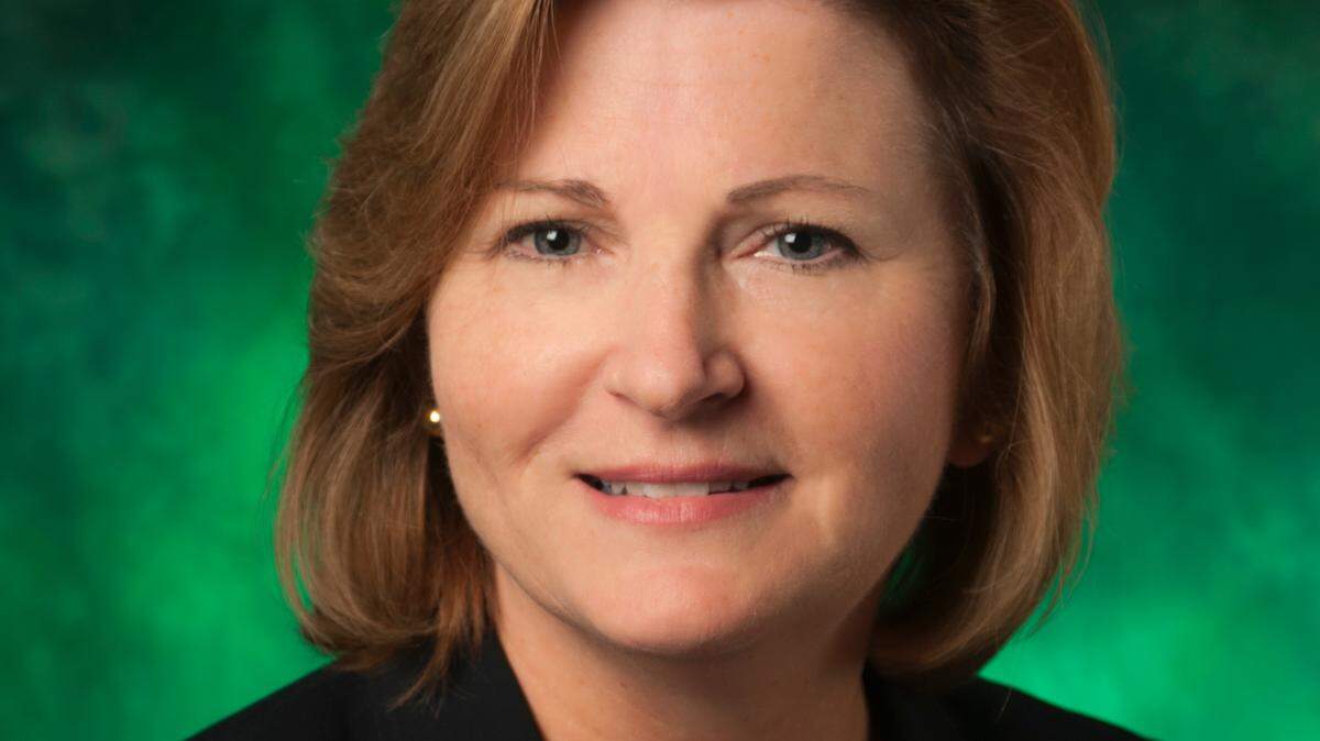Lesa Roe, the first woman to lead the University of North Texas System, announced her plans to retire as chancellor effective March 31, 2022.