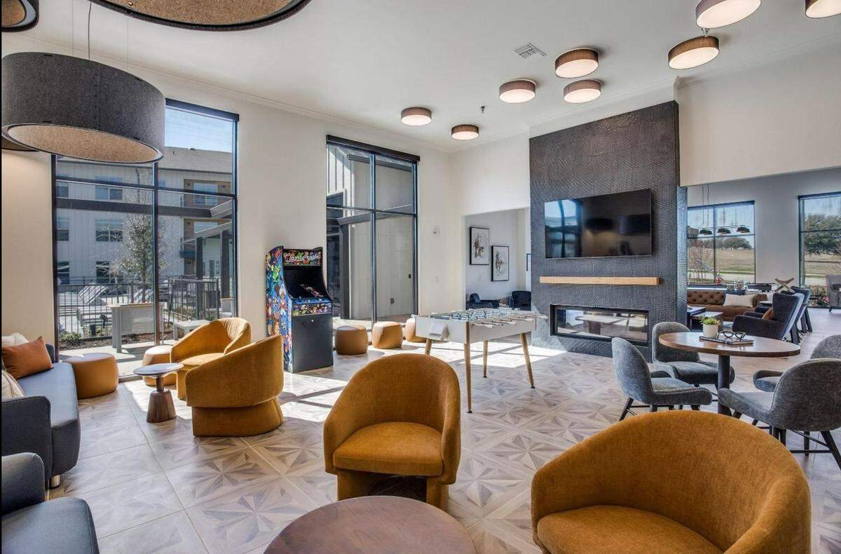 Developer JPI recently opened the Jefferson at Fossil Creek in Fort Worth. It plans to build a complex on Baker Boulevard in Haltom City.