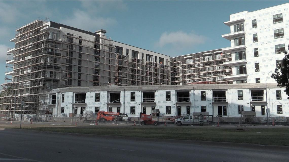 Broadstone 5th and Summit, at 500 Pier One Way, is one of several new upscale apartments under construction or completed all around downtown Fort Worth.