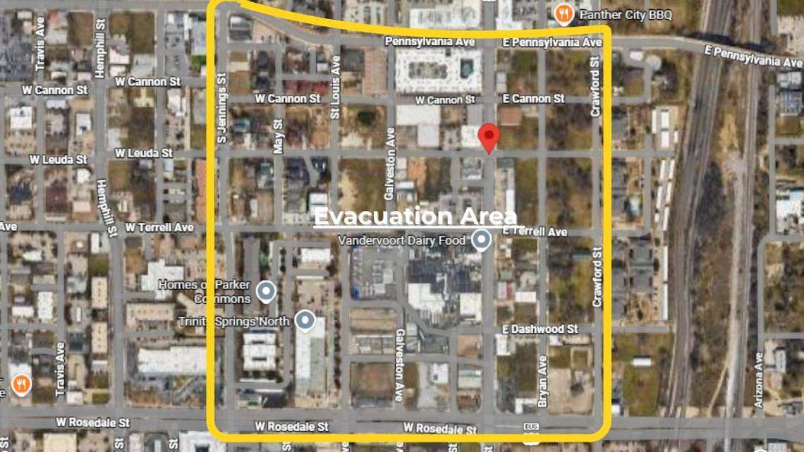 The area inside the yellow square was evacuated by the Fort Worth Fire Department and traffic was being controlled by the Fort Worth Police Department during a gas leak repair Monday afternoon, Dec. 1, officials said.