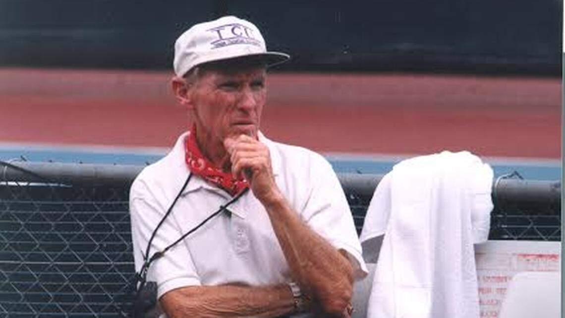 Former TCU men’s tennis coach Tut Bartzen won more than 500 matches in his career. He died this week at the age of 91.