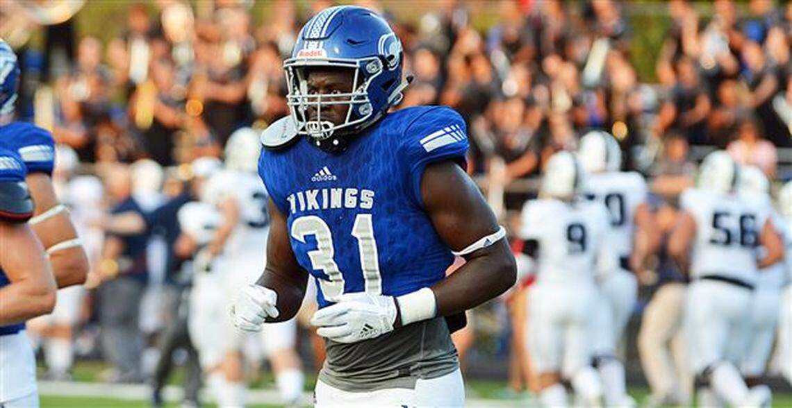 Nana Osafo-Mensah, a four-star recruit from Fort Worth Nolan Catholic, is one of the top recruits in the country. He’s committed to Notre Dame.