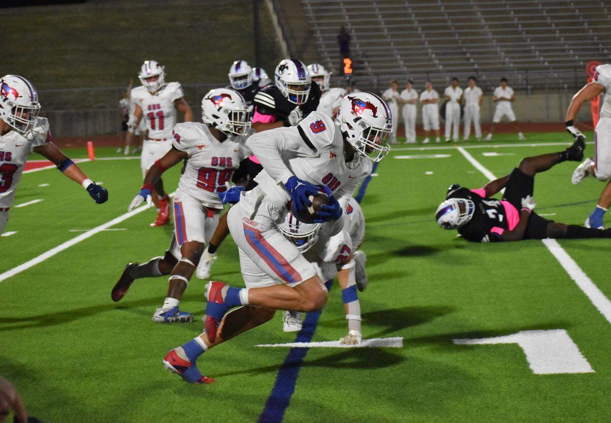 Grapevine’s Brady Boozer picked up a fumble and returned it 92 yards for a score in the second quarter of Thursday’s game against Fort Worth Southwest.