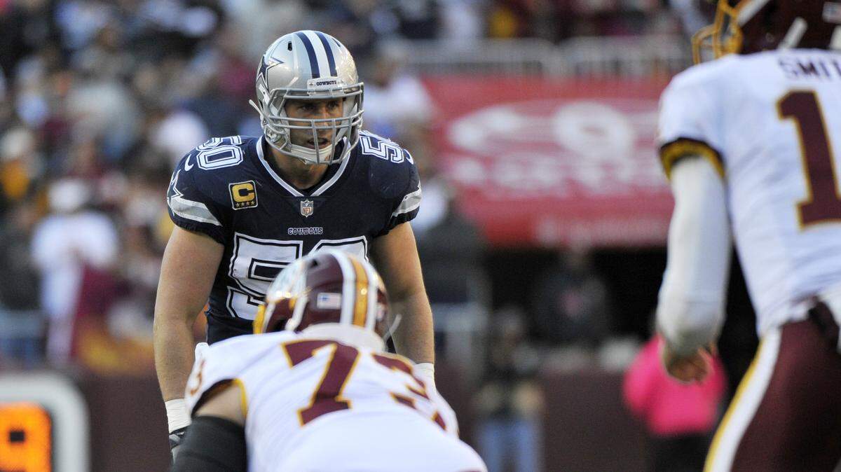 Dallas Cowboys linebacker Sean Lee looks across the line of scrimmage during last week’s 20-17 loss to the Washington Redskins. It was Lee’s first game back after missing the previous three weeks with a hamstring injury.