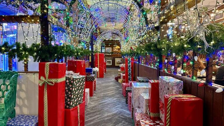 Arlington-area ‘Christmas wonderland’ restaurant coming to an end