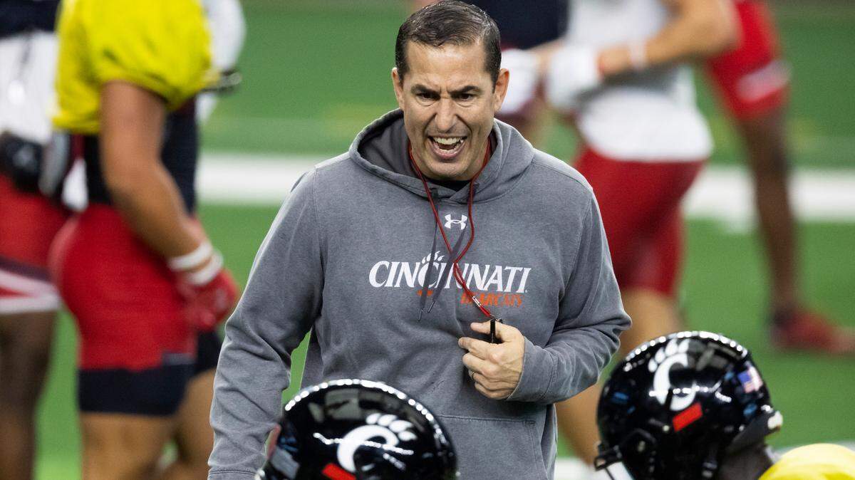 As bowl games continue to be canceled because of COVID, Cincinnati head coach Luke Fickell and the Bearcats continue to prepare to play against Alabama in the Cotton Bowl at AT&T Stadium on Friday.