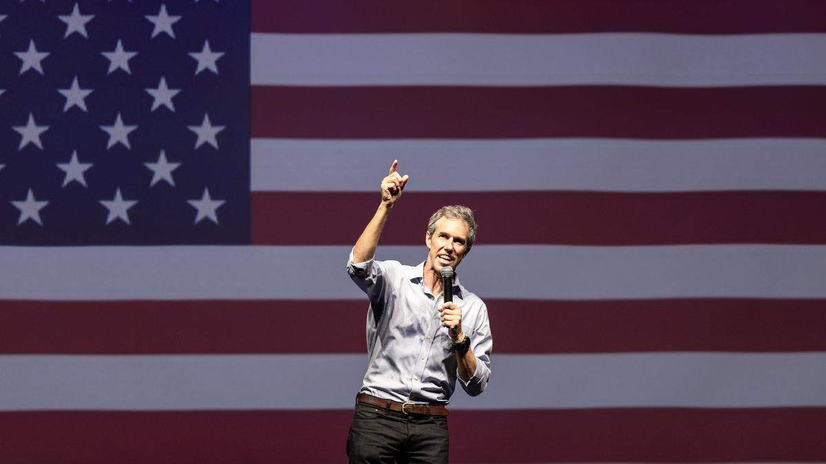 Former U.S. Rep. Beto O’Rourke speaks to the capacity crowd on the stage for ‘The People vs. The Power Grab’ rally at the Ridglea Theater in Fort Worth on Saturday, Aug. 9, 2025.