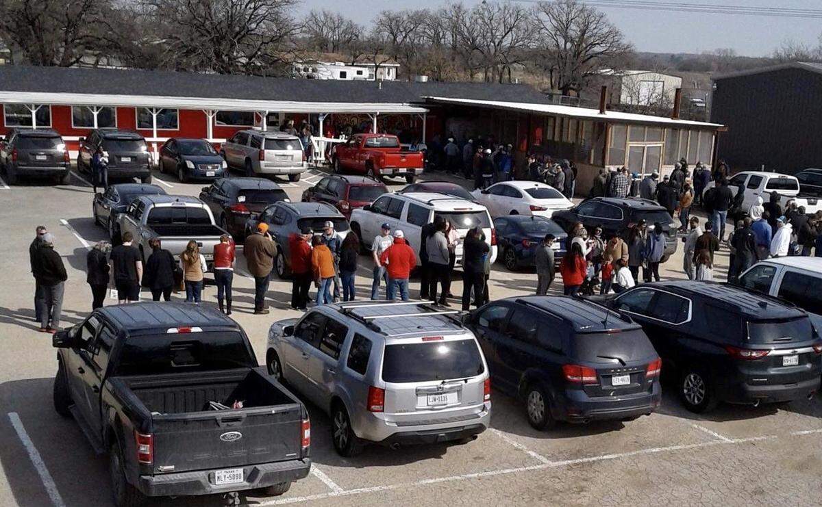 The opening-day line Feb. 15 at Goldee’s criss-crossed the parking lot. Regular hours began Feb. 22.