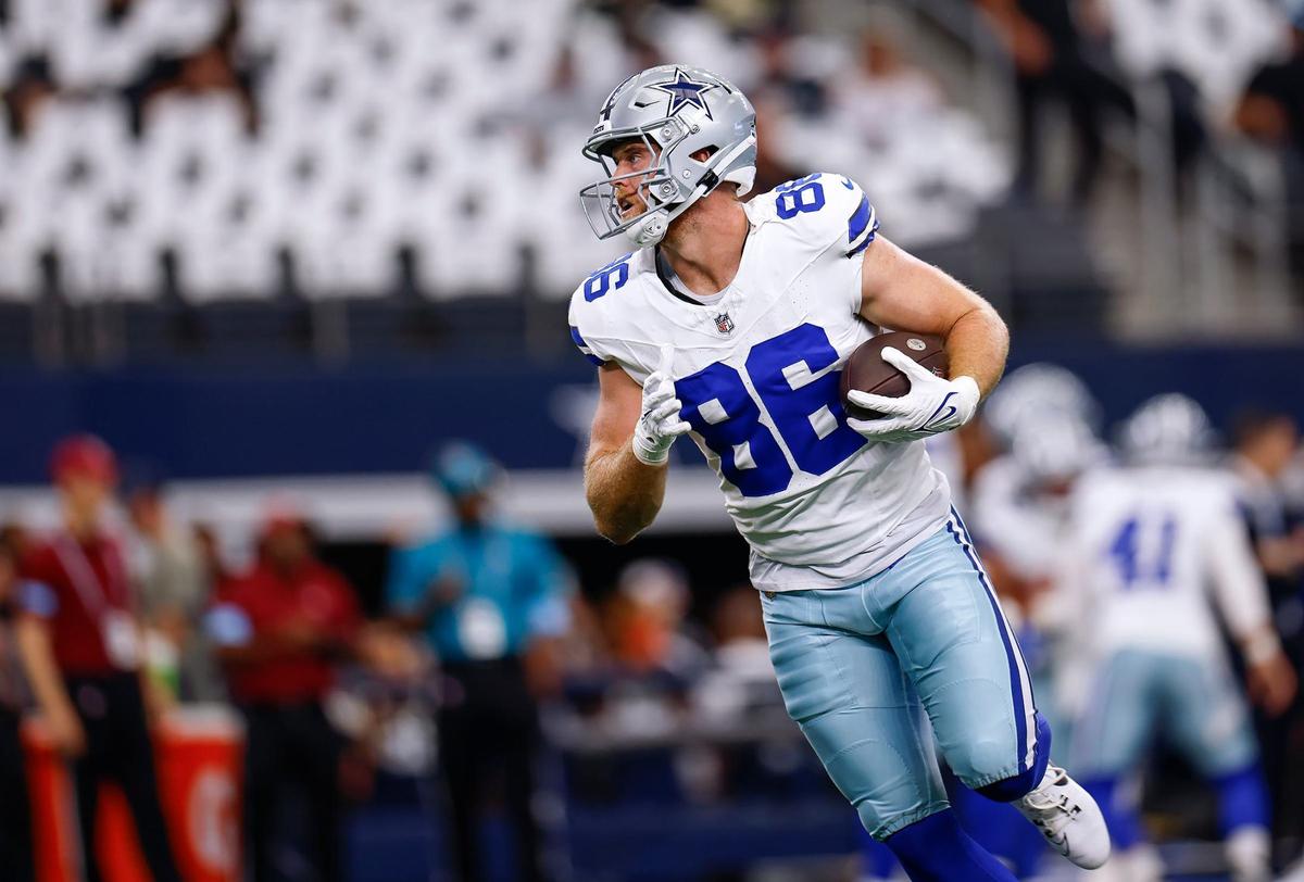 Dallas Cowboys tight end Luke Schoonmaker warms up before the start of the game against the New Orleans Saints on Sunday, Sept. 15, 2024, at AT&T Stadium in Arlington.