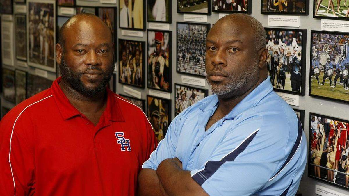 Anthony Criss (left) is making $123,721 this season as the head football coach at Arlington Sam Houston, which is 13th most in Dallas-Fort Worth and tied with Martin’s Bob Wager for most among coaches in Tarrant County. His brother, Zachary Criss (right) makes $88,685 as the head coach at Fort Worth Wyatt.
