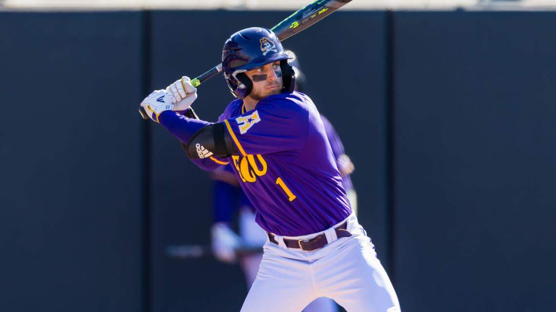 East Carolina’s Connor Norby is the winner of the 2021 Bragan Award.