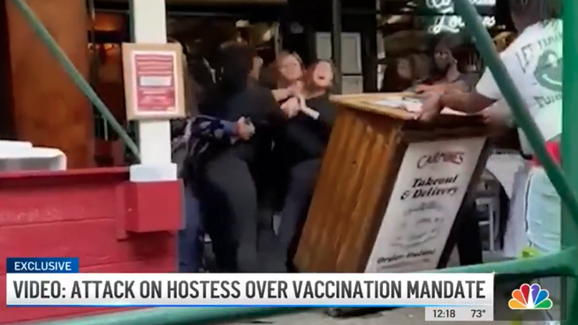A hostess at Carmine’s Italian Restaurant in New York City was assaulted by Texas tourists who were asked for their proof of COVID-19 vaccination, police said.