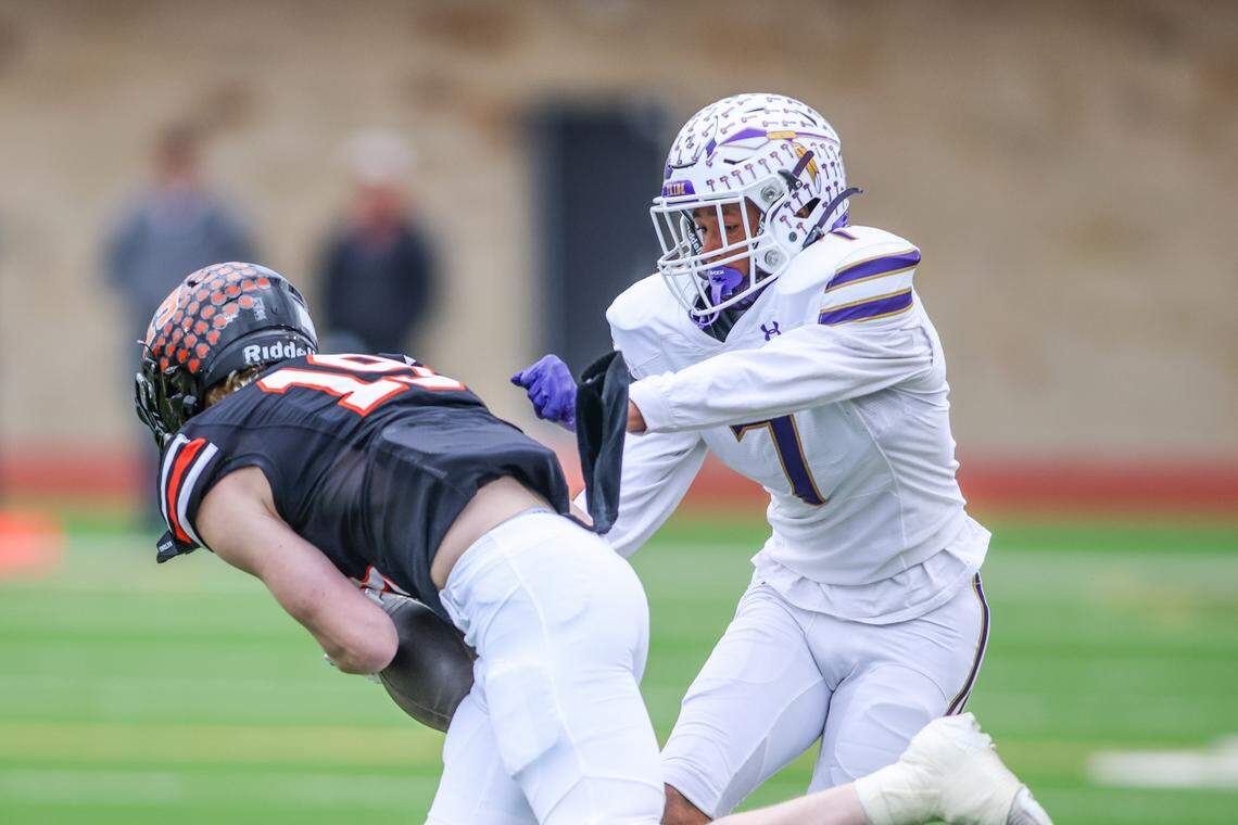 Springtown receiver Pilot Grubis (19) makes a catch in front of Alvarado cornerback Jeylon Brown during a Class 4A Division I regional semifinal Friday, Nov. 28, 2025, at Knight Stadium at Eagle Mountain High School in Fort Worth.