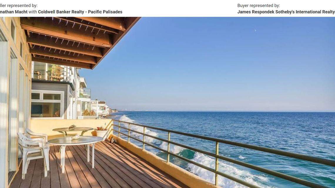 The supermodel bought the Malibu oceanfront estate for $4.72 million.