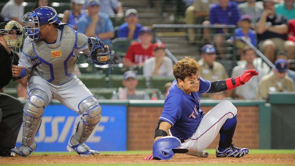 Shin-Soo Choo lost his helmet as he ducked away from a ninth-inning pitch Thursday. Fortunately, it missed him. Unfortunately, the Rangers' hitters missed a lot of Danny Duffy's pitches in an 8-2 loss.
