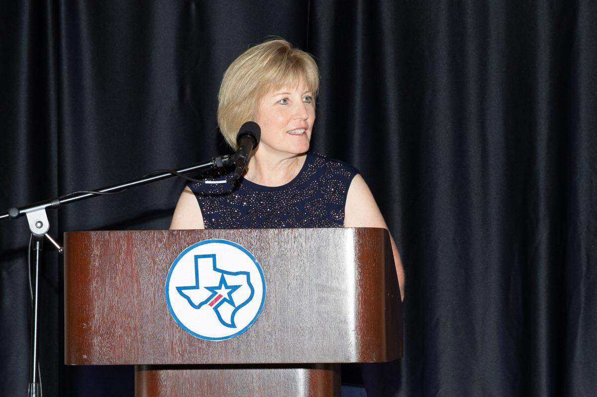 Charean Williams, who has covered the NFL for more than 30 years, including from 1999 to 2017 at the Fort Worth Star-Telegram, celebrated in her induction into the Texas Sports Hall of Fame in Waco Saturday by recounting all of those who helped throughout her career.