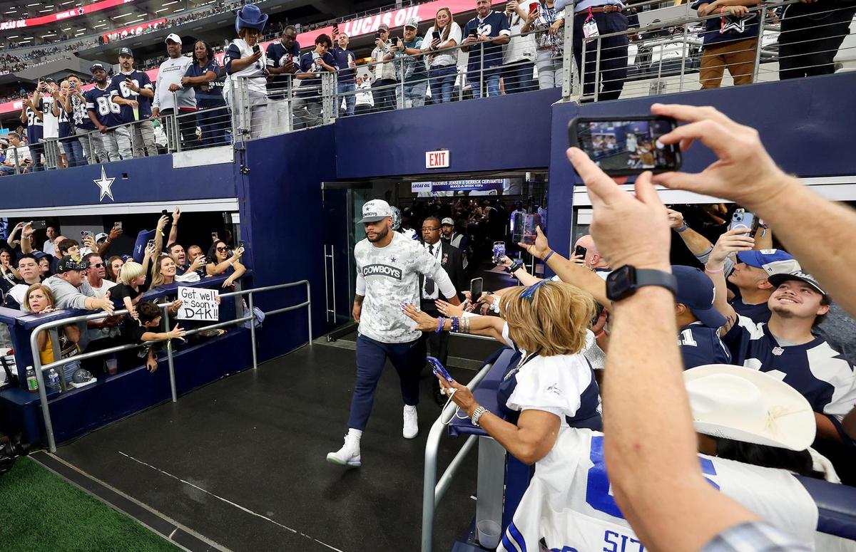 Dallas Cowboys quarterback Dak Prescott, left, and head coach Mike McCarthy talk before the start of the game against the Philadelphia Eagles on Sunday, Nov. 10, 2024, at AT&T Stadium. Prescott is on the injured reserve list after he suffered a hamstring injury in the team’s loss to the Atlanta Falcons on Sunday, Nov. 3.