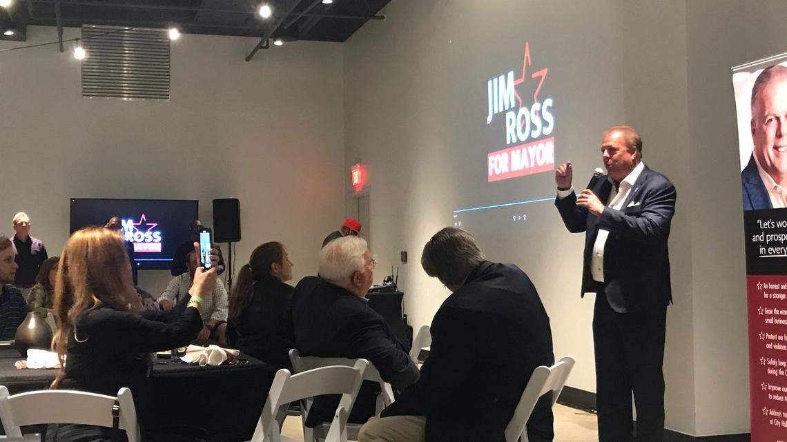 Jim Ross addresses supporters Saturday night in Arlington.