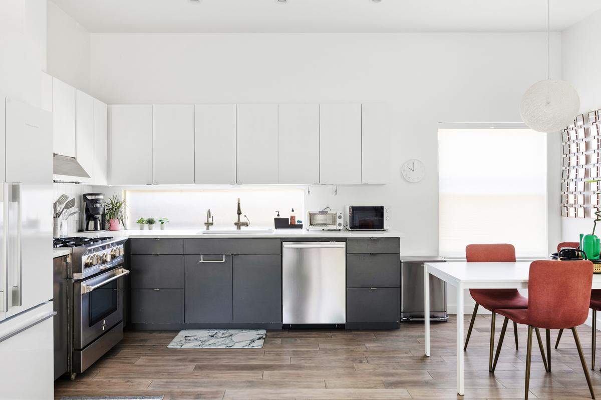 Kitchen (Unit B)