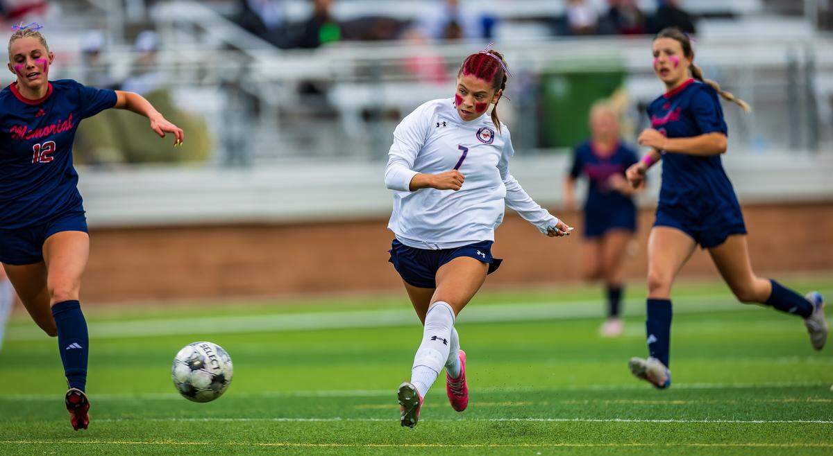 Grapevine’s Hope Harvill (7) moves in to score the only goal of the game against Wichita Falls Memorial in a Class 5A Division 2 regional semifinal on Friday, March 27, 2026, at Mineral Wells High School in Mineral Wells, Texas.