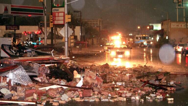 New book explores 2000 tornado that wrecked downtown Fort Worth