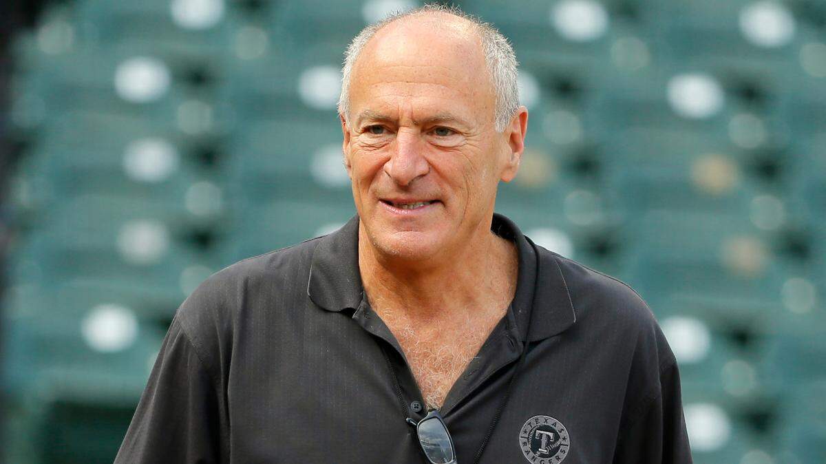 Texas Rangers radio broadcaster Eric Nadel has announced he is leaving the team to concentrate on his health.