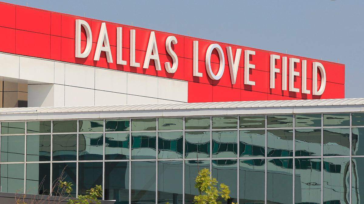 All flights inbound to DFW Airport, Love Field held at origins as ice storm strikes