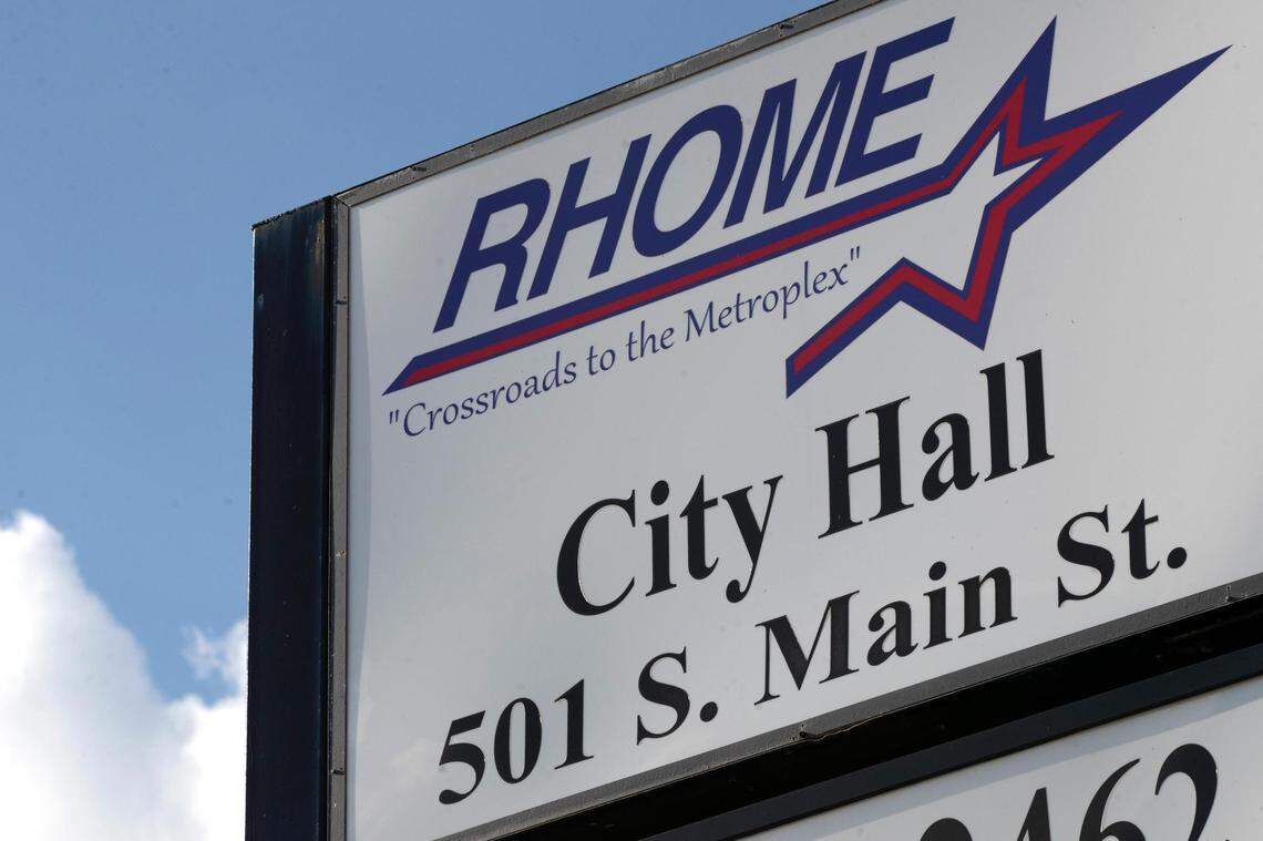 City Hall sits off S. Main St. in Rhome, Texas, on Thursday, Sept. 8, 2022.