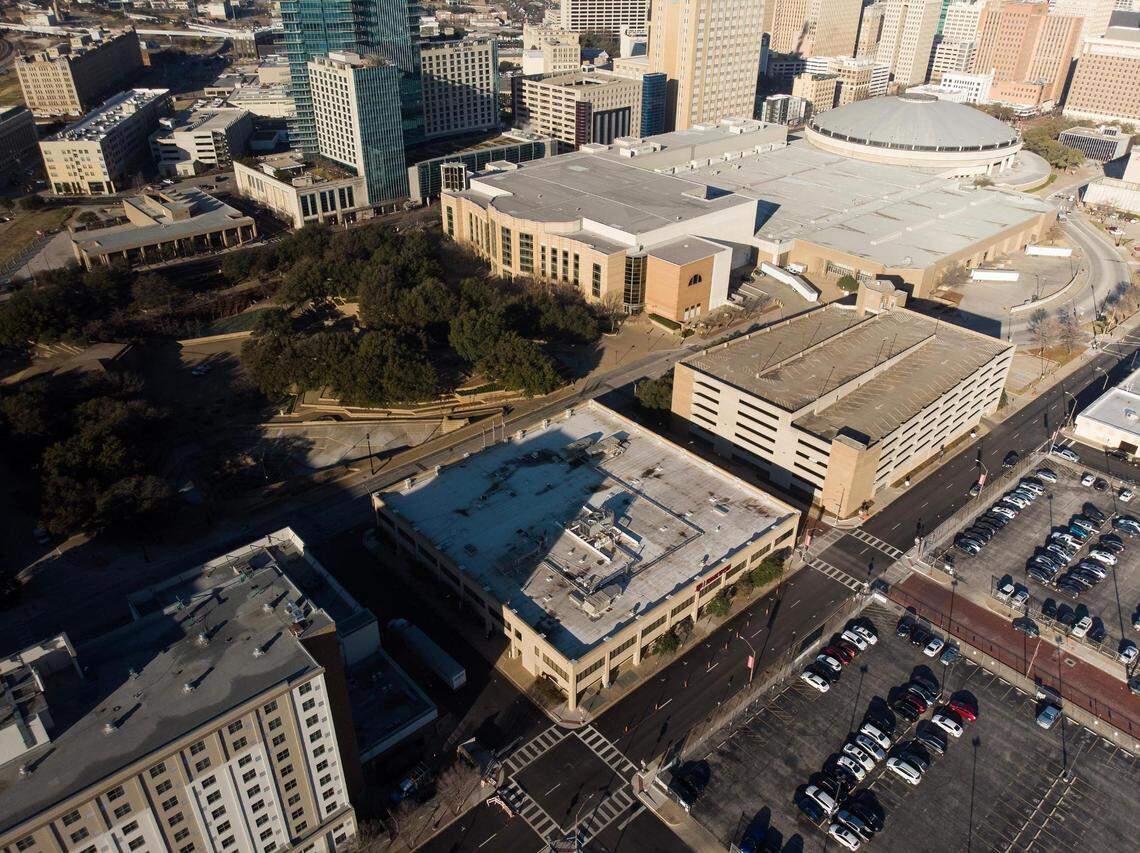 Texas A&M will expand its presence in downtown Fort Worth with a three-building complex built on four blocks where the current law school is today, seen center. Construction of the Texas A&M-Fort Worth campus will begin this summer.
