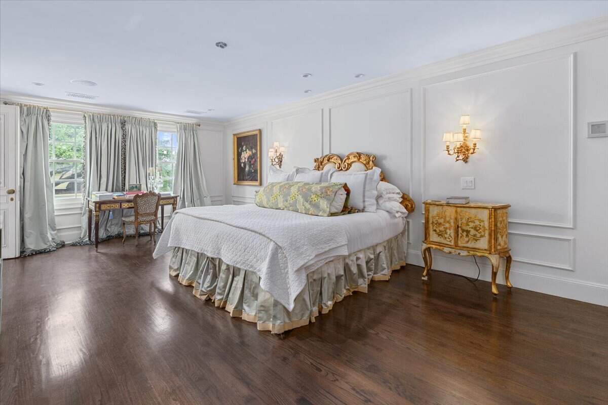 This $2.8 million Fort Worth home is located at 1720 Western Ave.