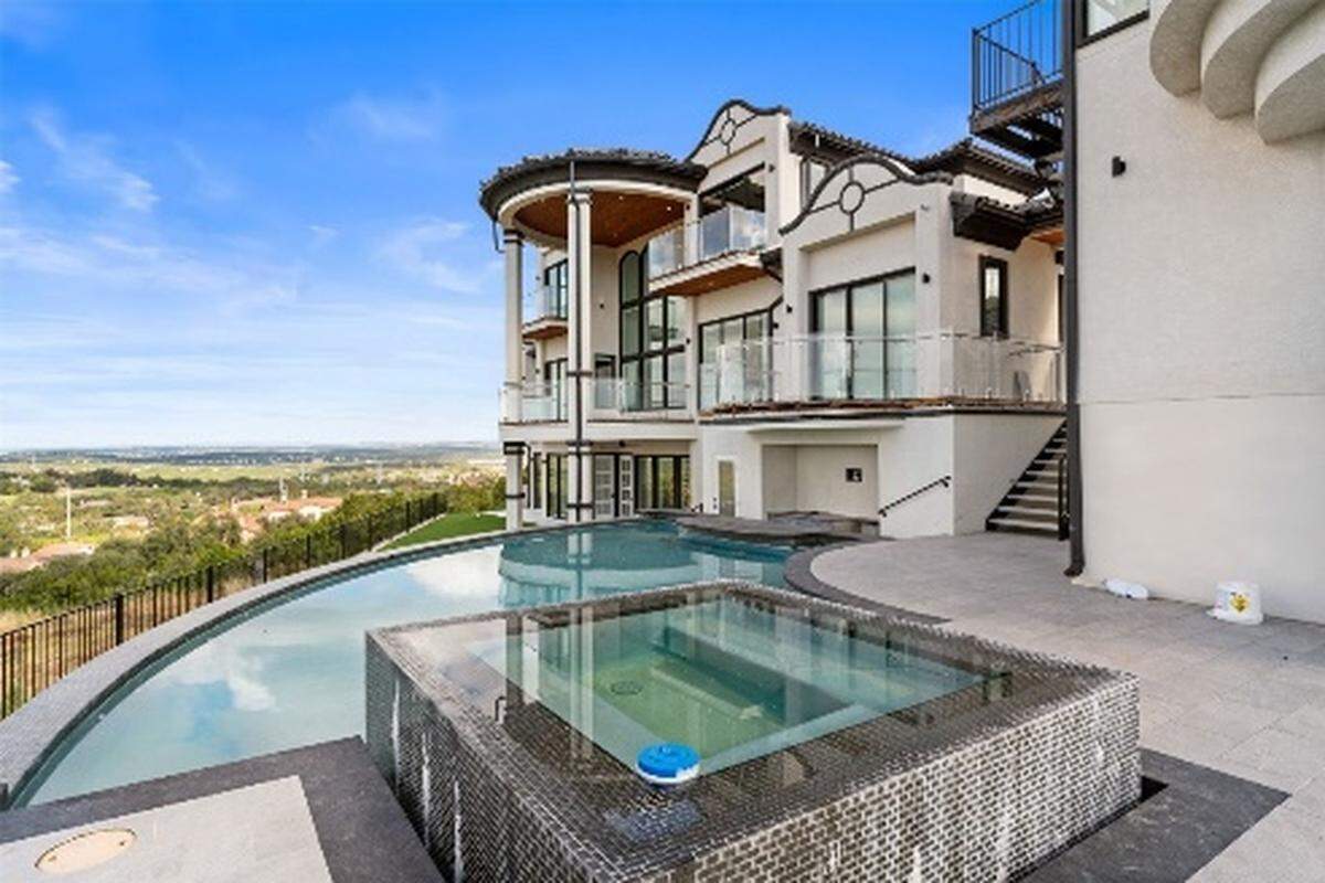 Pool area