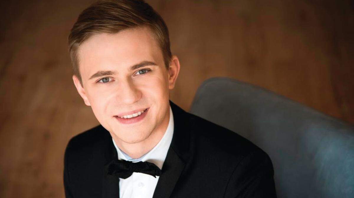Dmytro Choni is the Cliburn Competition’s only Ukrainian pianist.