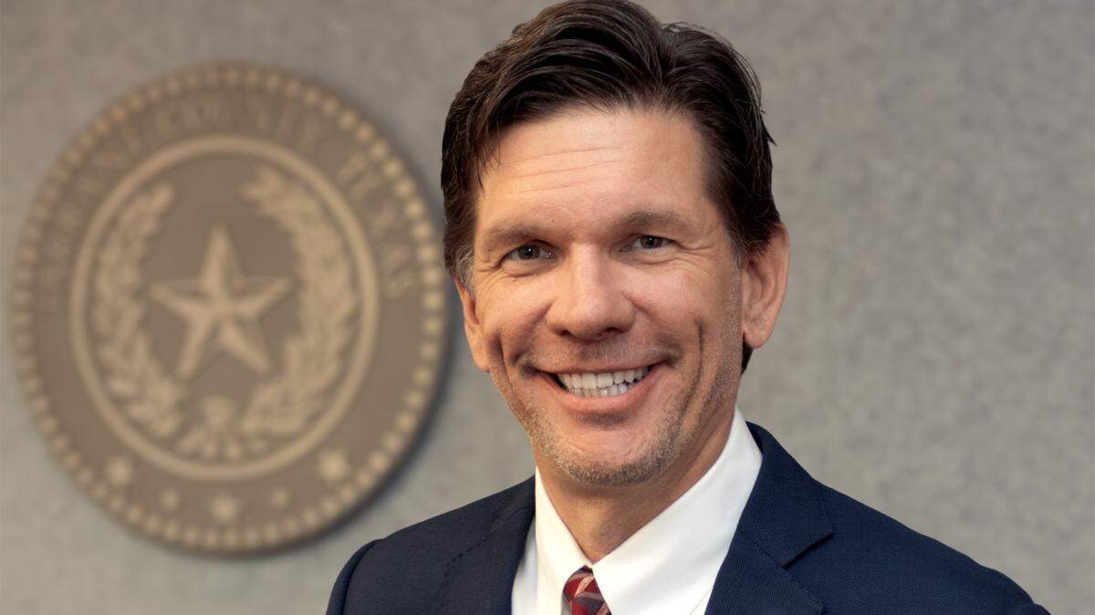 The Tarrant County Commissioners Court appointed Dr. Brian Byrd as the new Tarrant County public health director.