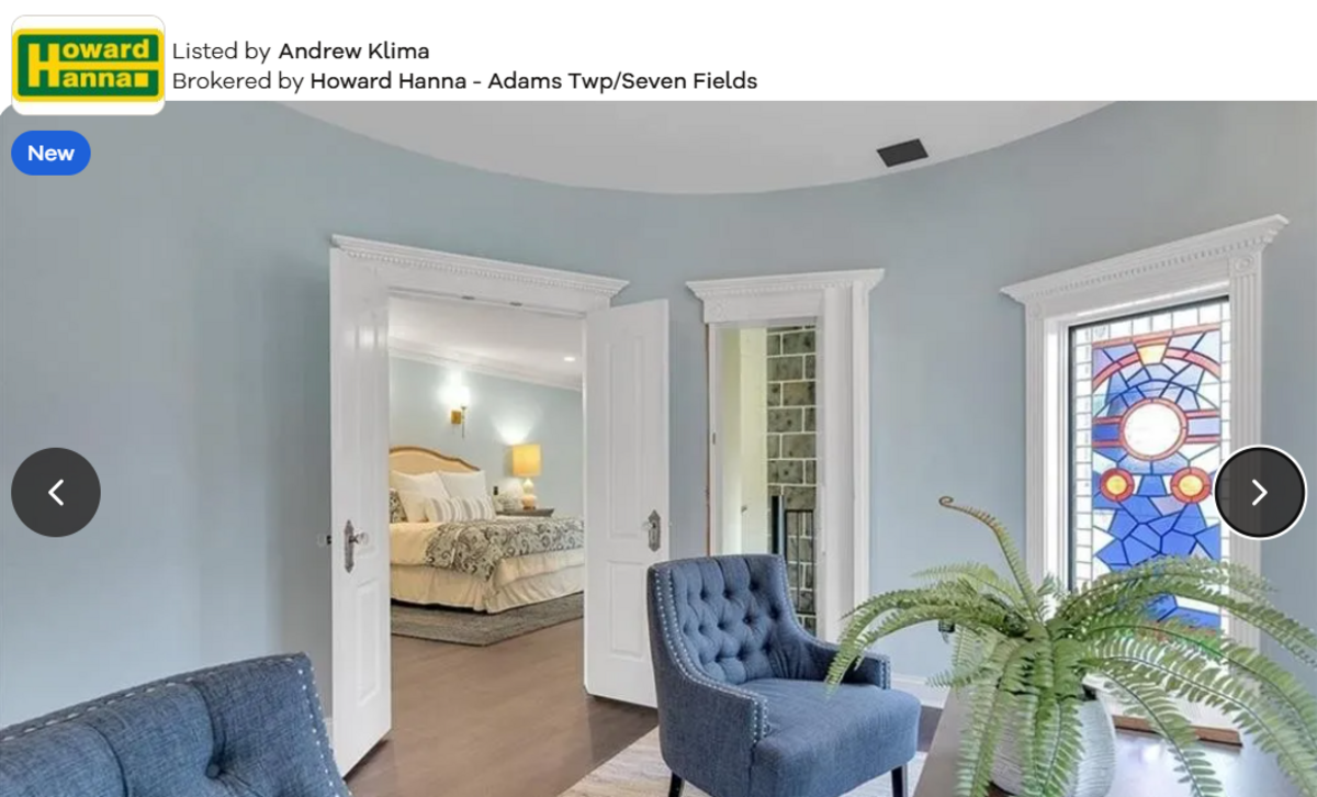 Bedroom suite