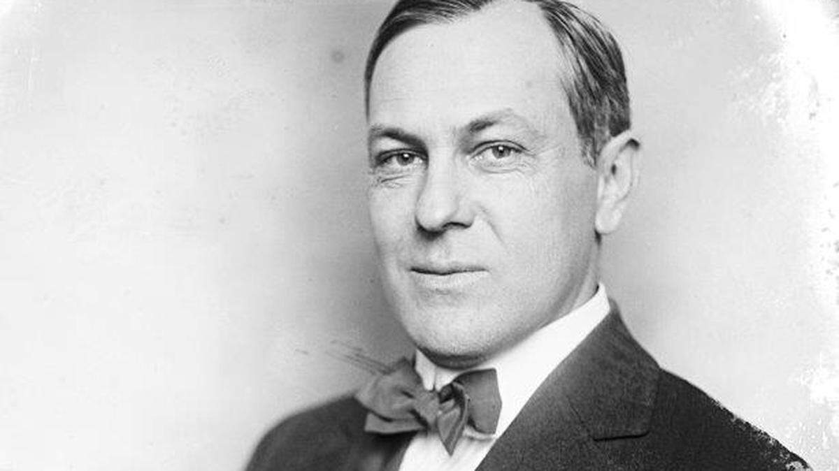 Congress passed the Lanham Act in 1941, which was named for Fort Worth Congressman Frederick Garland “Fritz” Lanham, a Democratic House member (Twelfth District) since 1919. The Federal Works Administration, created under this act, addressed the problem of day care for women working in defense plants and government offices.