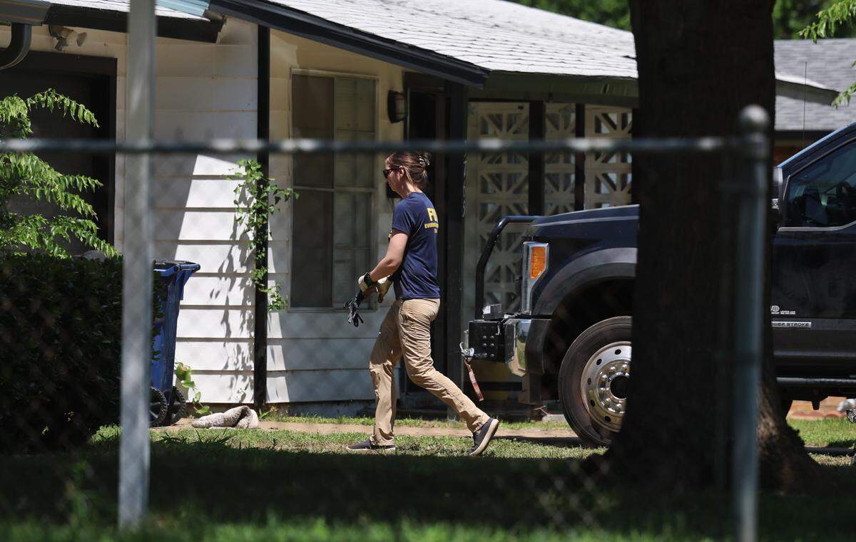 On Tuesday, May 12, 2026, FBI agents search the Everman, Texas property where missing 6-year-old Noel Rodriguez-Alvarez lived.