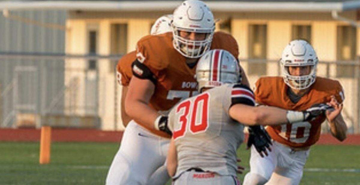 Arlington Bowie OT Thalen Robinson, who’s committed to Missouri