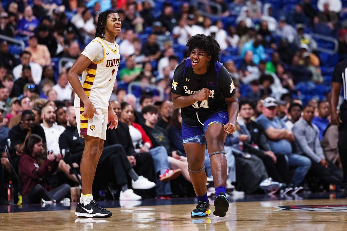 Mansfield Summit forward Emund Prichett II (34) screams in celebration as a Beaumont United player glares in mass confusion after committing an offensive foul in the Class 5A Division II state championship at The Alamodome in San Antonio, Texas, March 14, 2026.