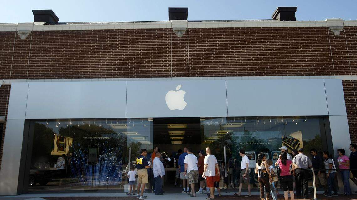 California clothing boutique moves into former Apple Store in Fort Worth