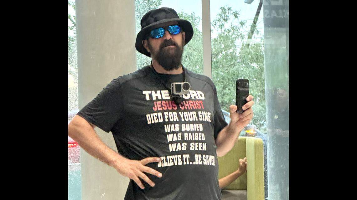Anti-Muslim protester disrupts press conference over canceled Epic Eid event