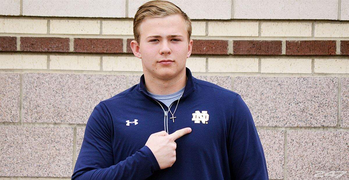 Four-star defensive lineman Hunter Spears (Sachse) is committed to Notre Dame.
