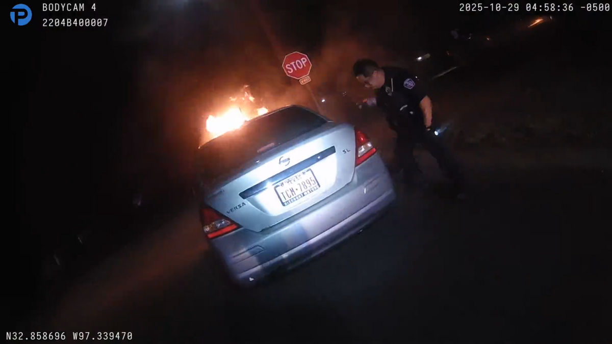 Video shows Blue Mound TX police rescue man from burning car | Fort ...