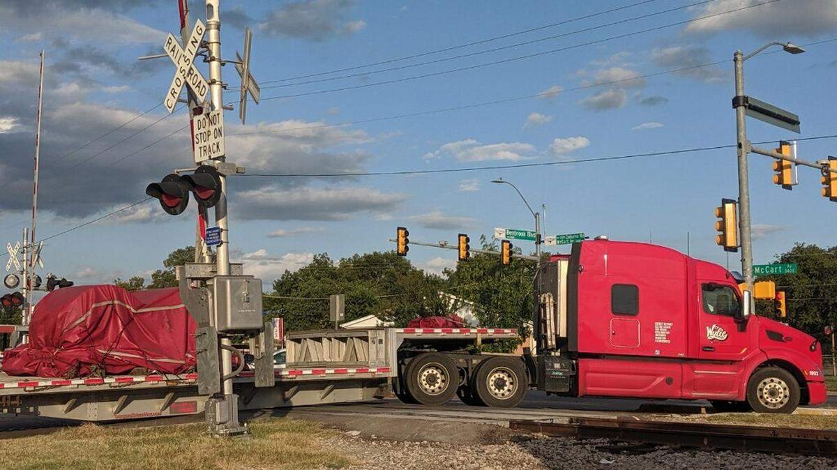 A semitruck and flatbed trailer became stuck on the Fort Worth and Western Railroad tracks at Benbrook Boulevard and Cleburne Road around 5:10 p.m. Monday. Police were trying to get a commercial tow truck on scene to clear the area.