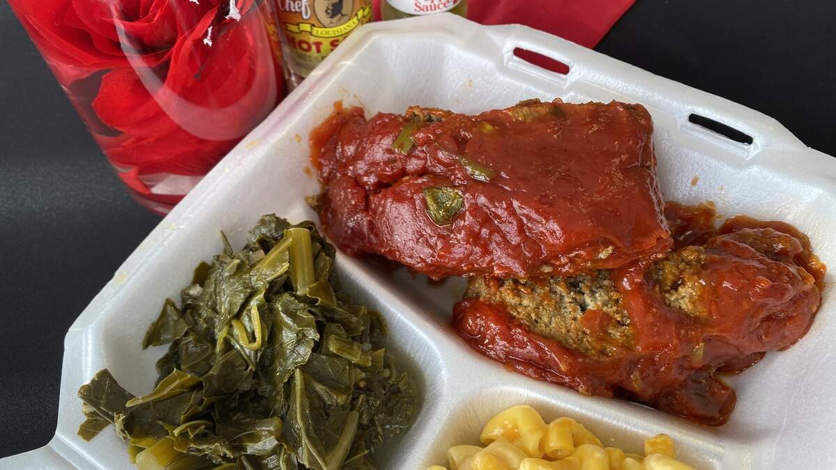 Meat loaf, greens with ham hock and Velveeta macaroni-and-cheese at Nana’s Kitchen in east Fort Worth.