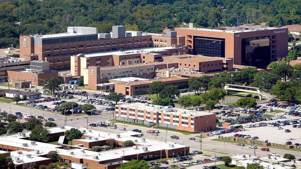 A woman said Texas Health Arlington Memorial Hospital refused to treat her when she had an ectopic pregnancy.