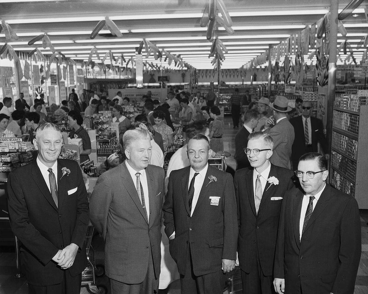 Sept. 18, 1958: Wrigley’s Super Market opening. Duane Saxon, I.R. Moore, John Rapp, E.M. Kleihauer and H.V. Sturkie officials at opening.